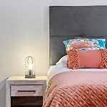 Peace Haven Ii Calheta